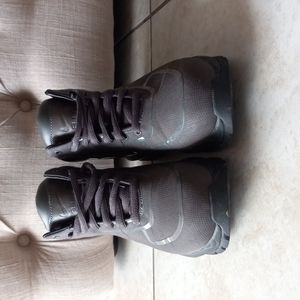 Nike ACG Air Max Goadome Style# 407357-001 for Men Gray Size 7.5 US